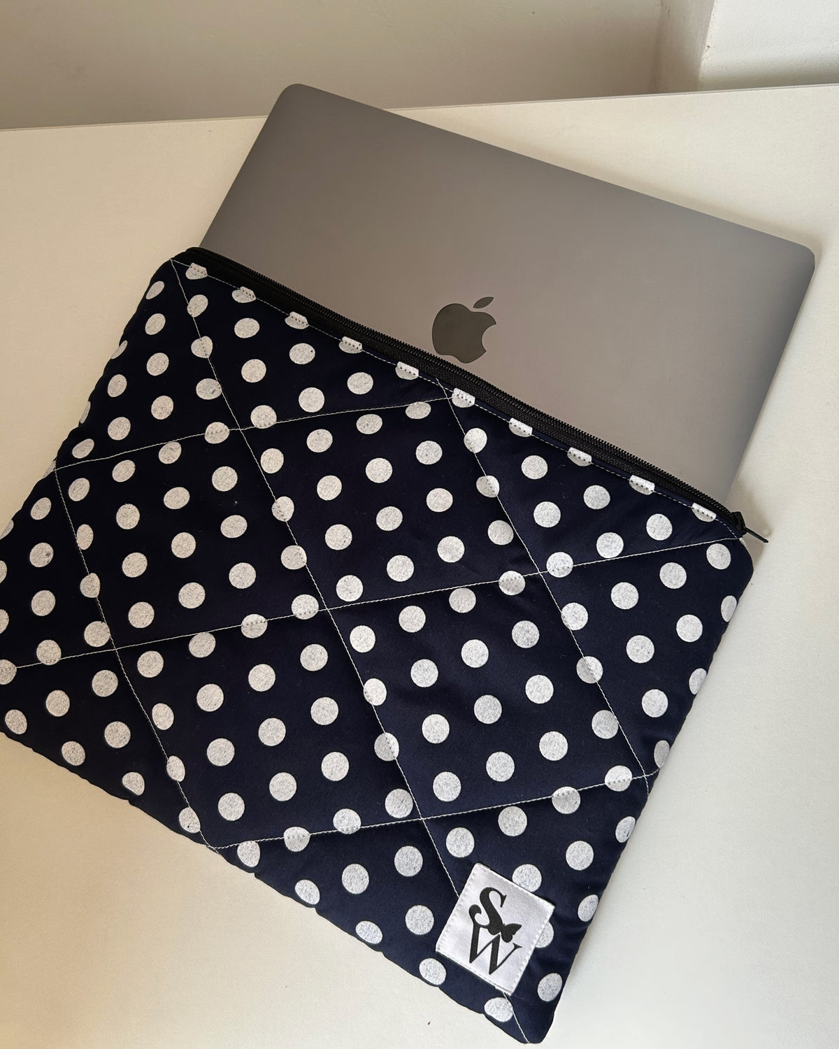 Funda Polka Dots